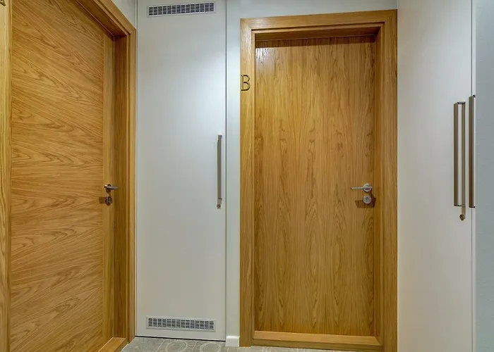 1b In A Great Location